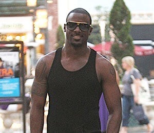 Star Gazing: Lance Gross Goes Casual - Essence | Essence