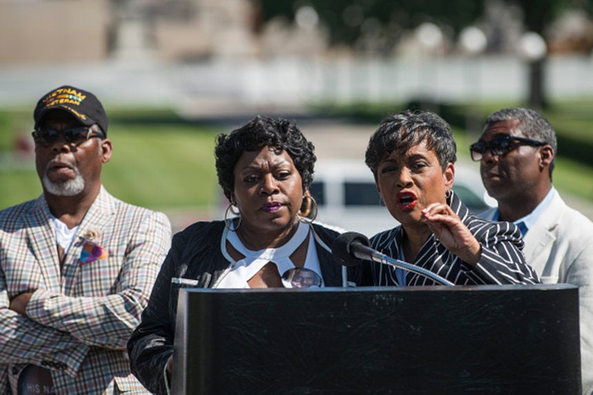 Judge Glenda Hatchett to Represent Philando Castile’s Family - Essence