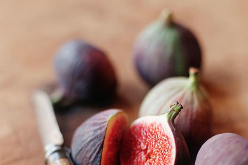 8 Simple Aphrodisiac Foods For A Better Orgasm