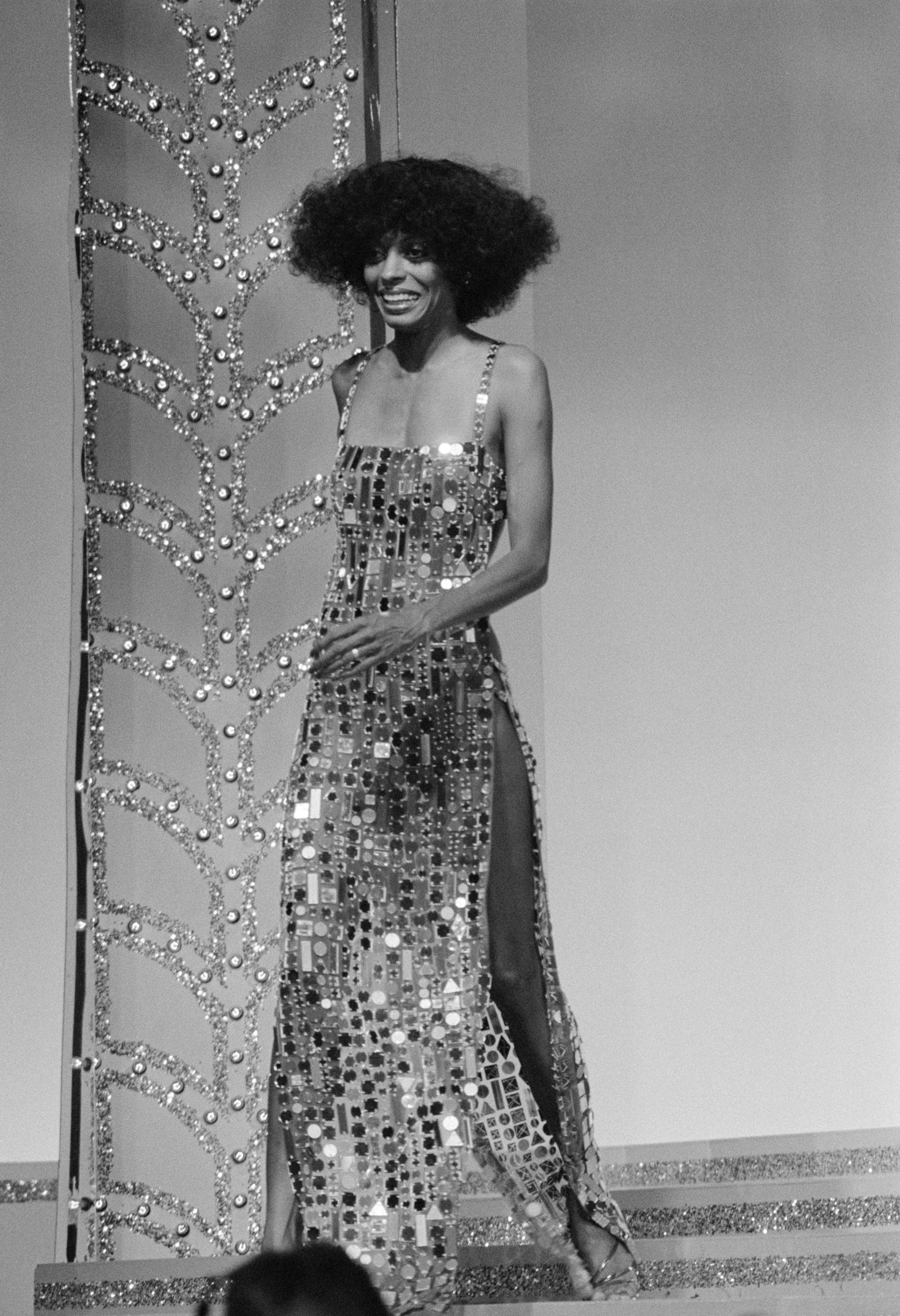 9 Throwback Diana Ross Outfits Wed Wear Right This Second Essence