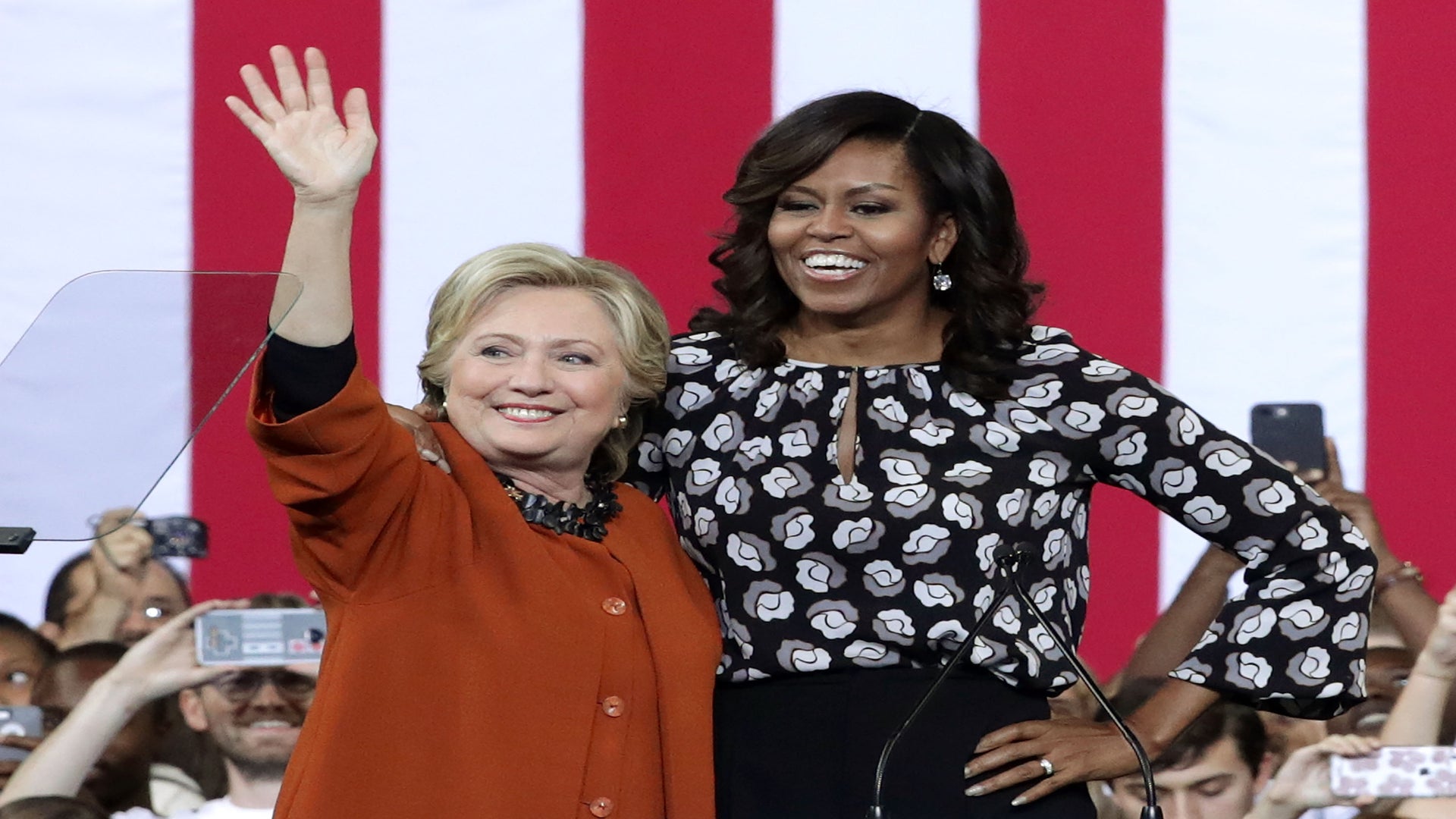 Hillary Clinton And Michelle Obama Campaign Together For ...