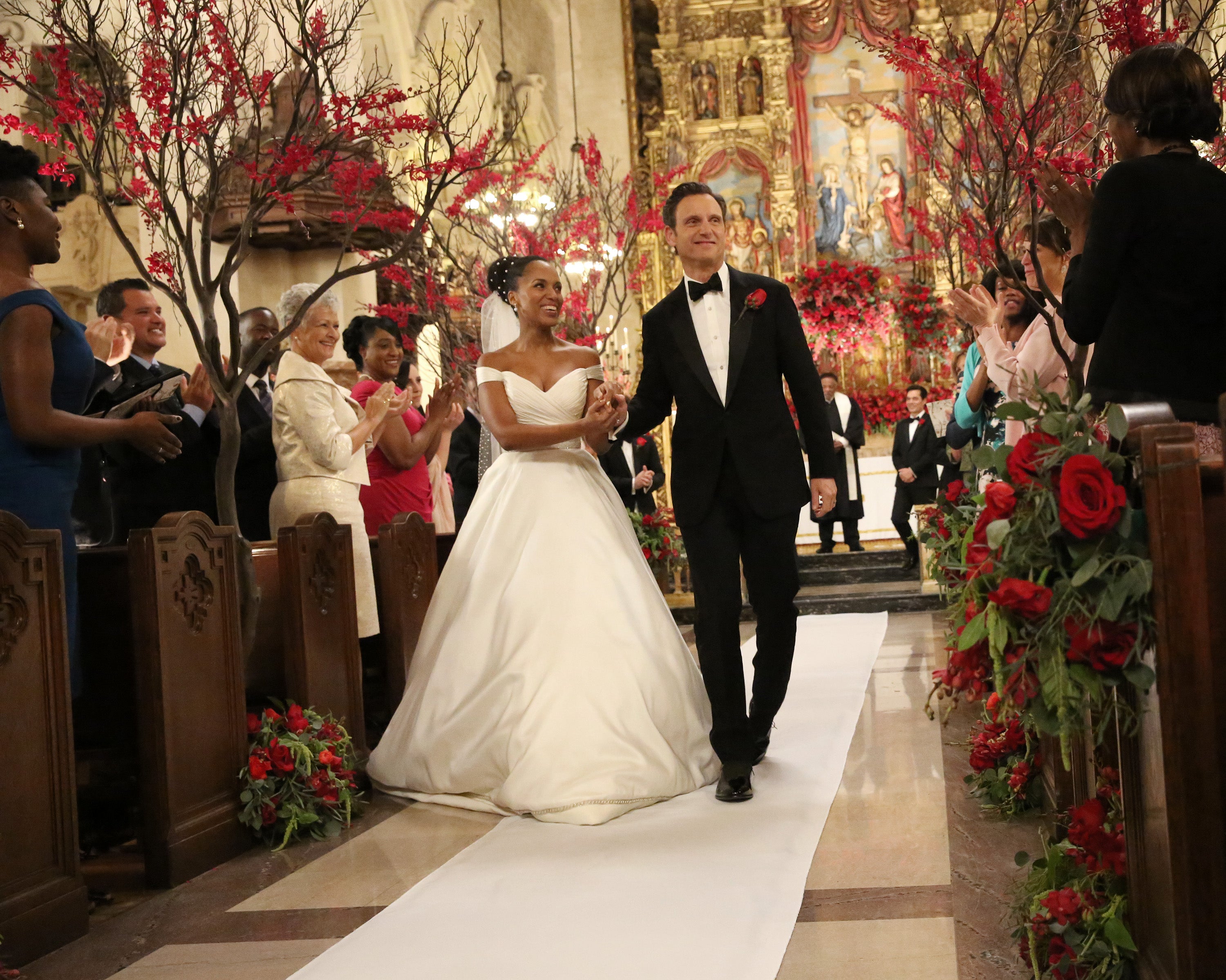 Scandals Olivia Pope Wears 4500 Anne Barge Wedding Gown In 100th Episode — The Truth Behind 