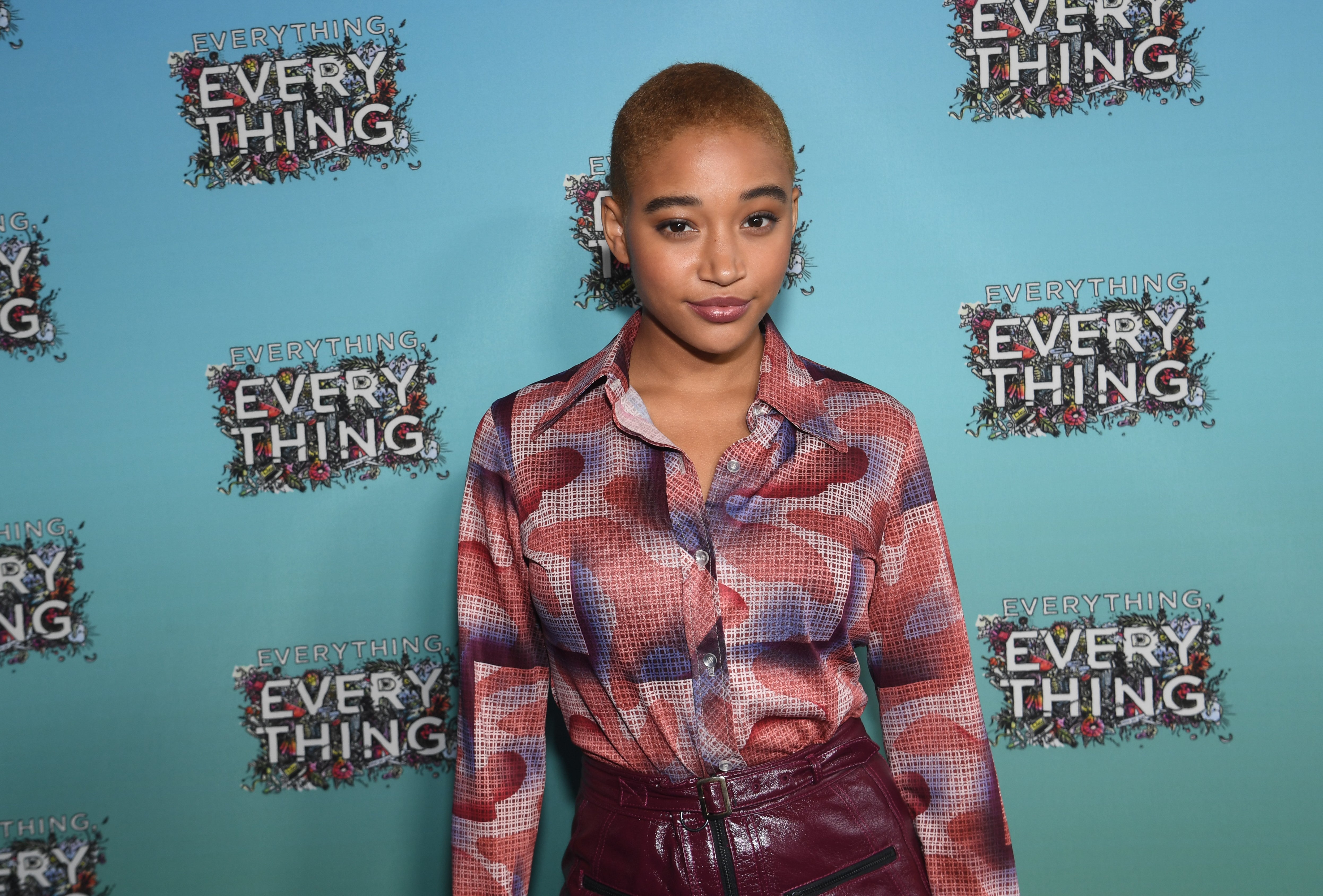 Amandla Stenberg Buzz Cut - Essence