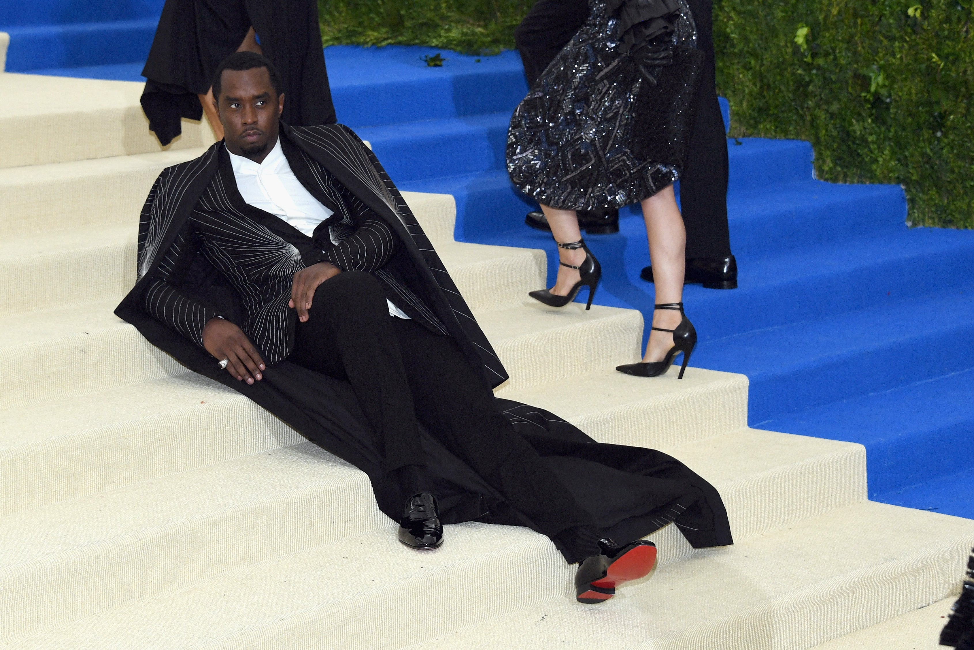 Diddy Served Some Very Fierce Poses On The Met Gala Carpet
