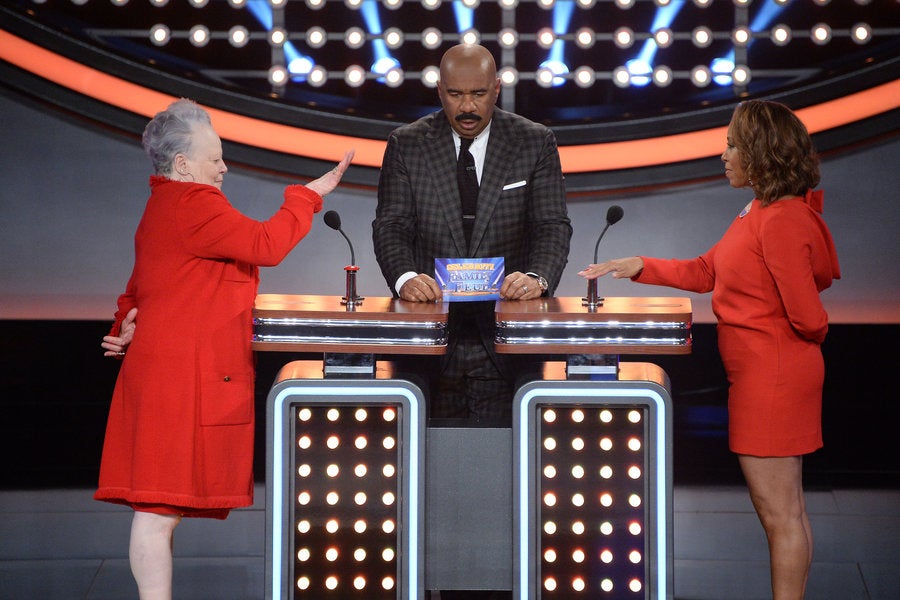 The Harveys Go Head To Head In This 'Celebrity Family Feud' Sneak Peek ...