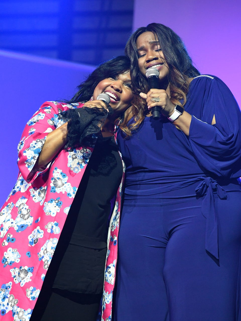 CeCe Winans And Kelly Price Perform 'Count On Me' At ESSENCE Festival ...