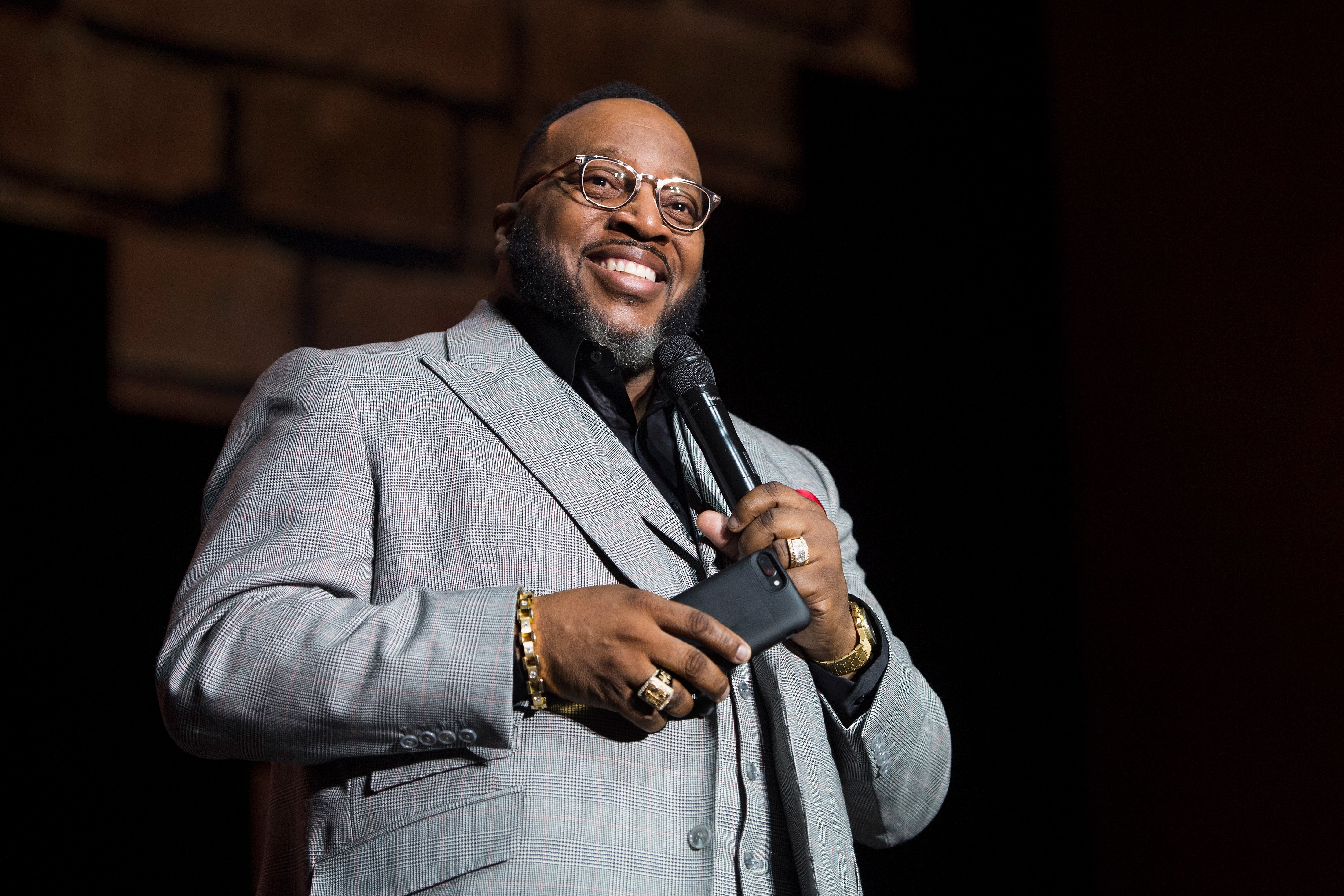 Marvin Sapp Just Gave Us Bomb Dating Advice
