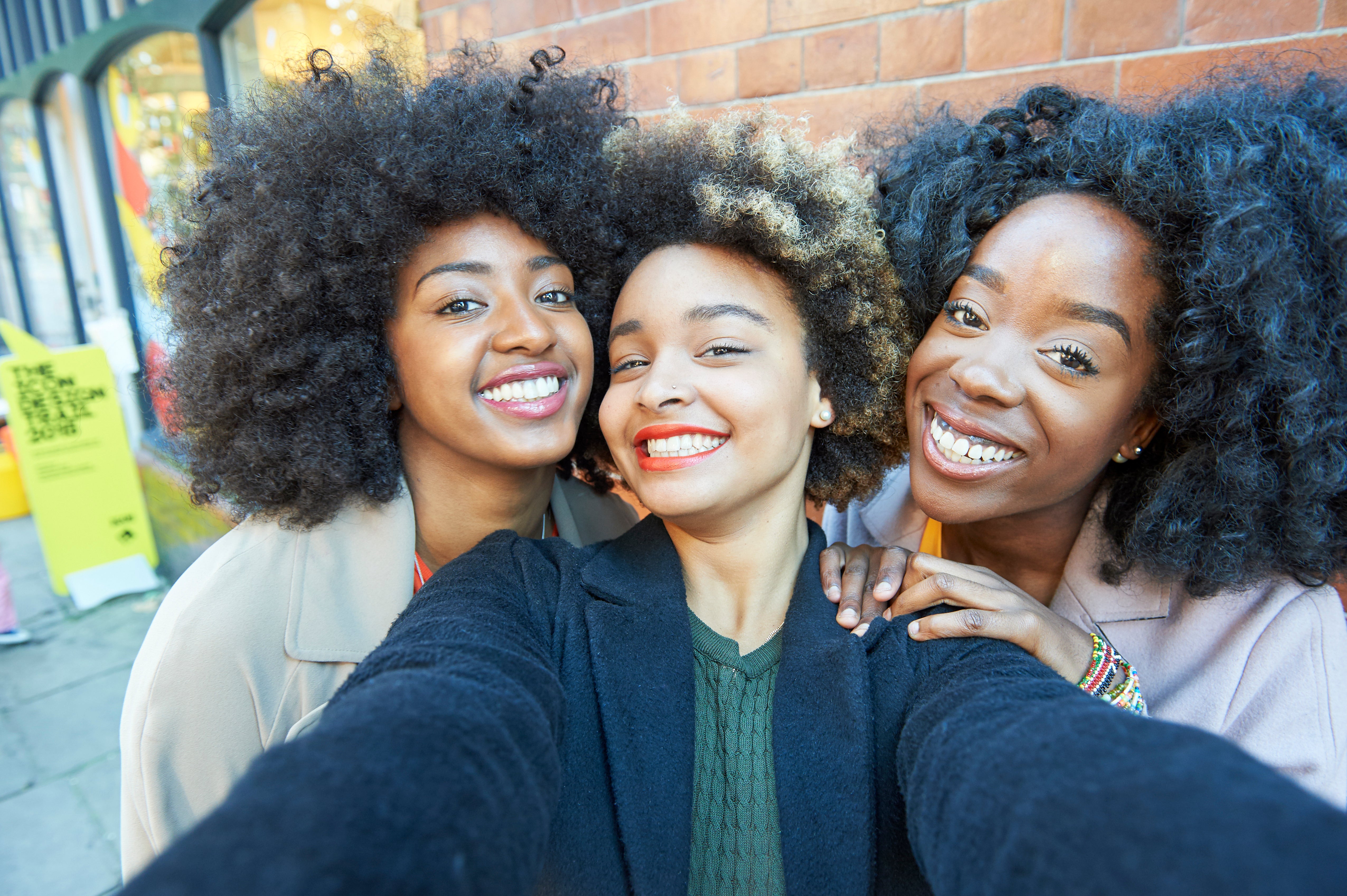 Black Women Speak Up About Their Struggles Wearing Natural Hair In