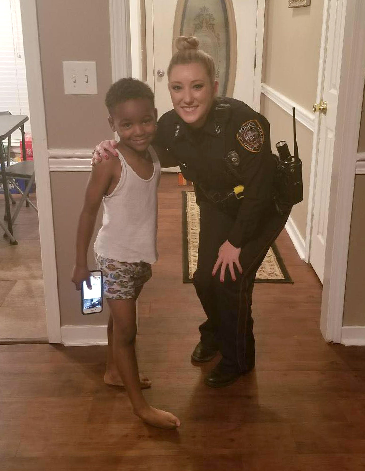 5-Year-Old Helps Apprehend The Grinch After Calling 911 To Stop Him From Stealing Christmas