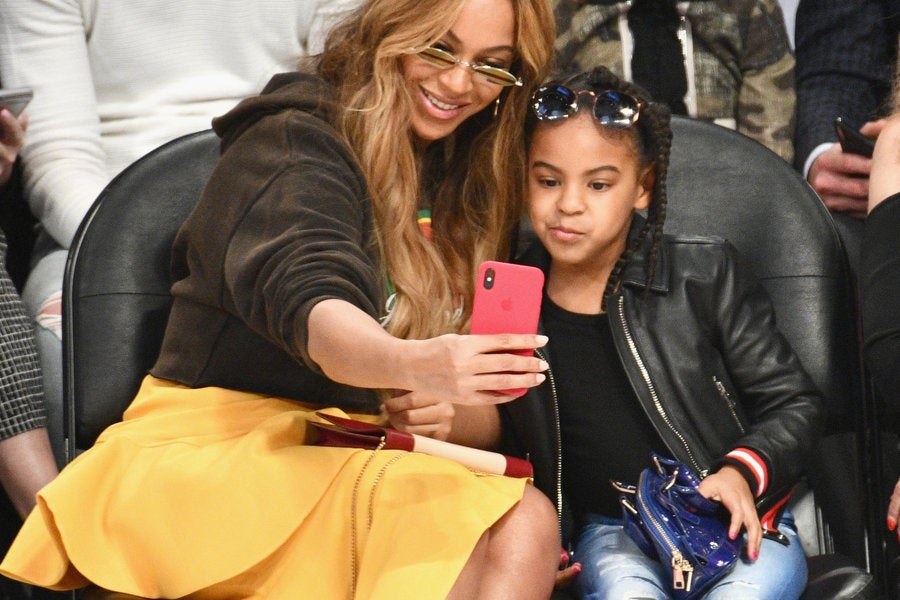 Beyonce And Blue Ivy Snap Mother-Daughter Selfies At The NBA All-Star ...