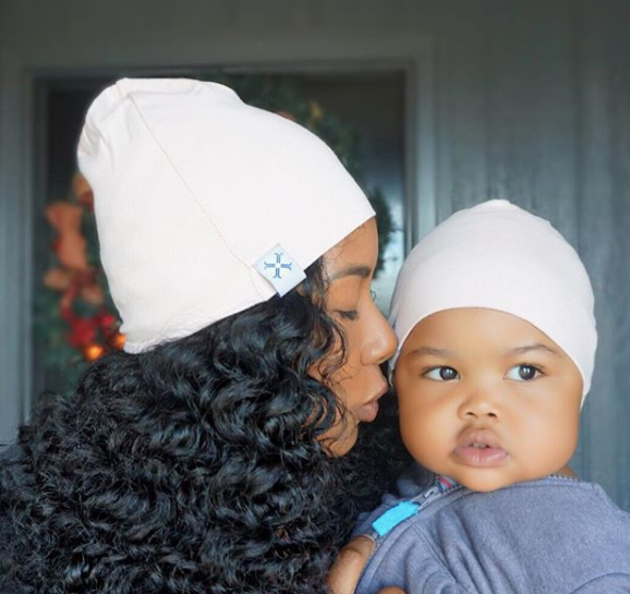 This Adorable Tot And Her Mom Gives The Cutest Hair Moisturizing ...