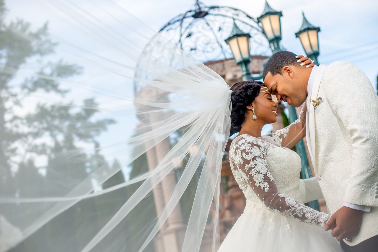 34 Nature-Inspired Bridal Accessories For The Romantic Bride - Praise  Wedding