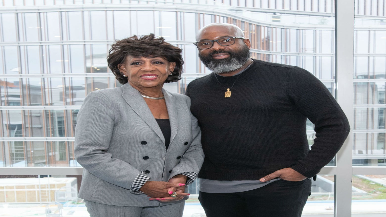 Maxine Waters and CEO of Essence Ventures Richelieu Dennis Discuss