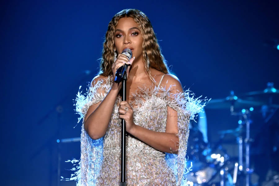 Beyoncé And Other Music Stars Shine Bright At City Of Hope Gala - Essence