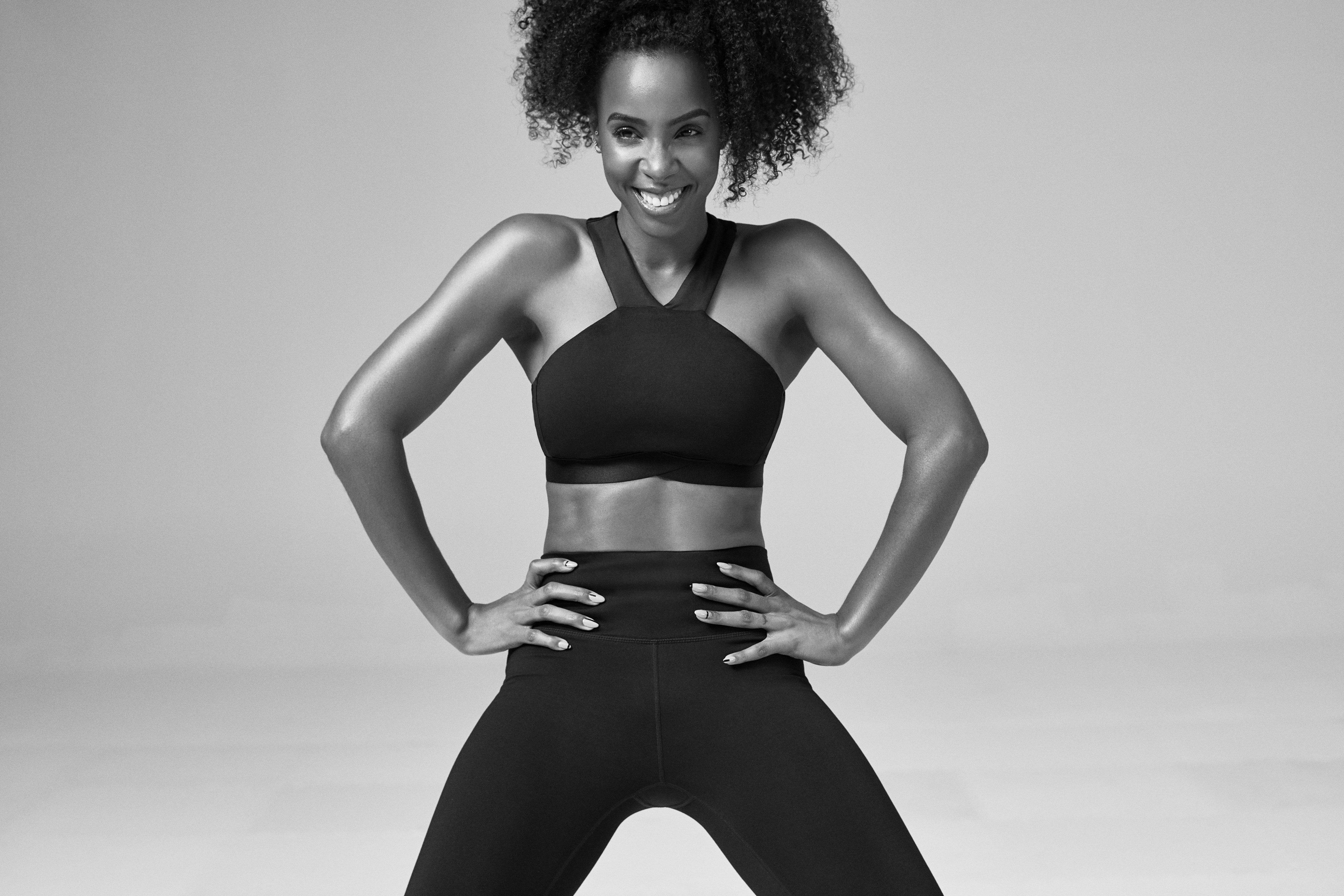 KELLY ROWLAND'S NEW FABLETICS COLLECTION WAS INSPIRED BY HER LIFE AS A  WORKING MOM