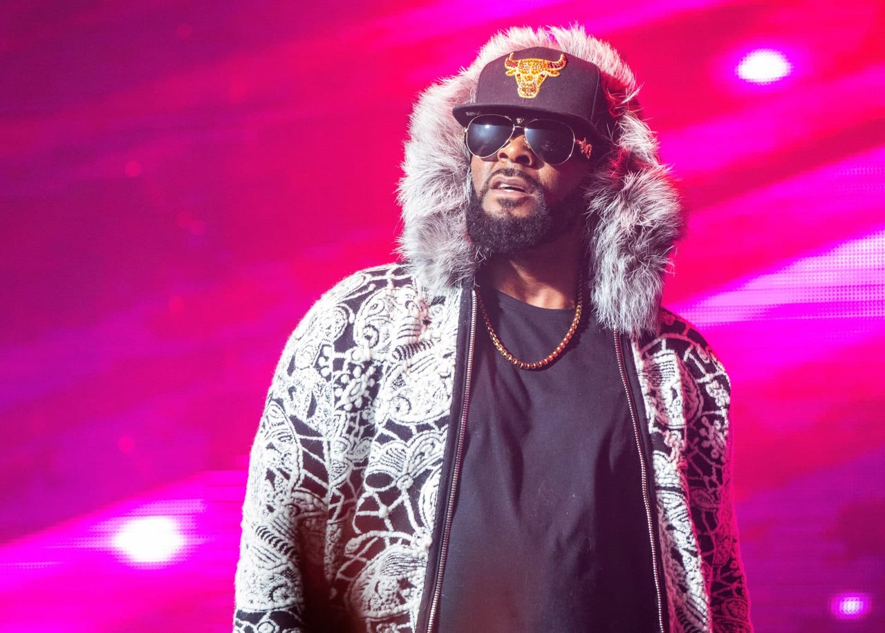 R. Kelly's Publicist Says Child Support Was Paid By 'Friends From ...