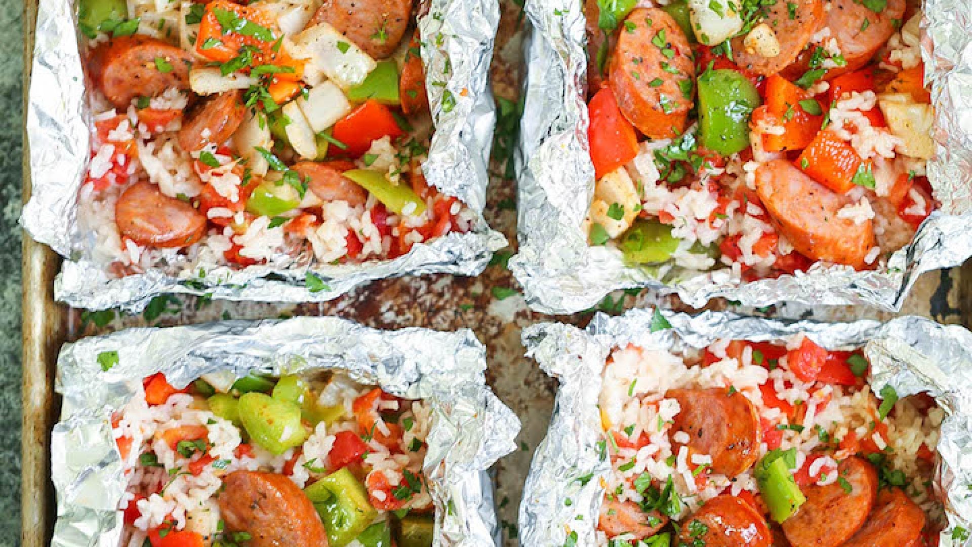 5 Easy Foil-Pack Dinners To Make When You Don’t Really Feel Like Cooking