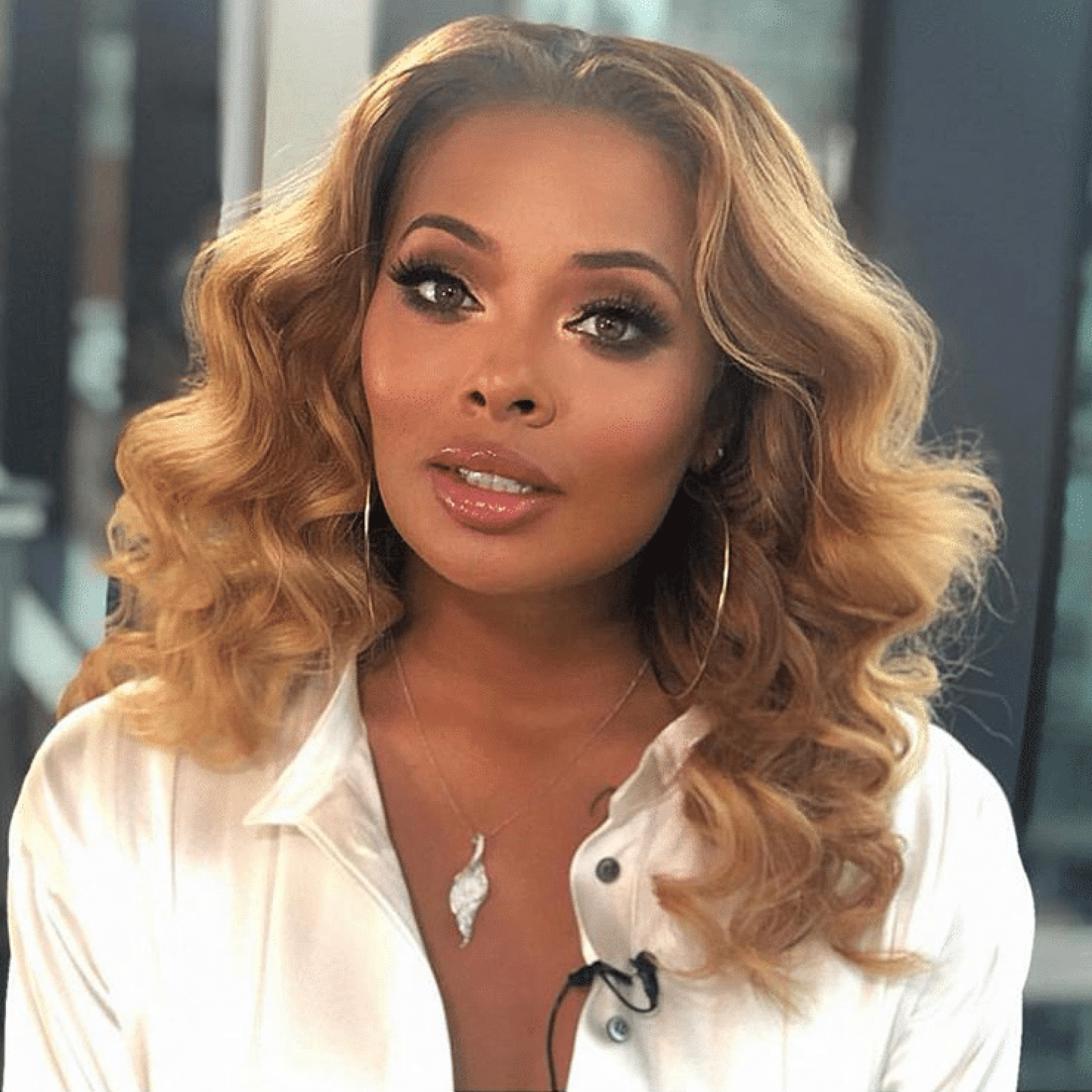 Eva marcille eye color