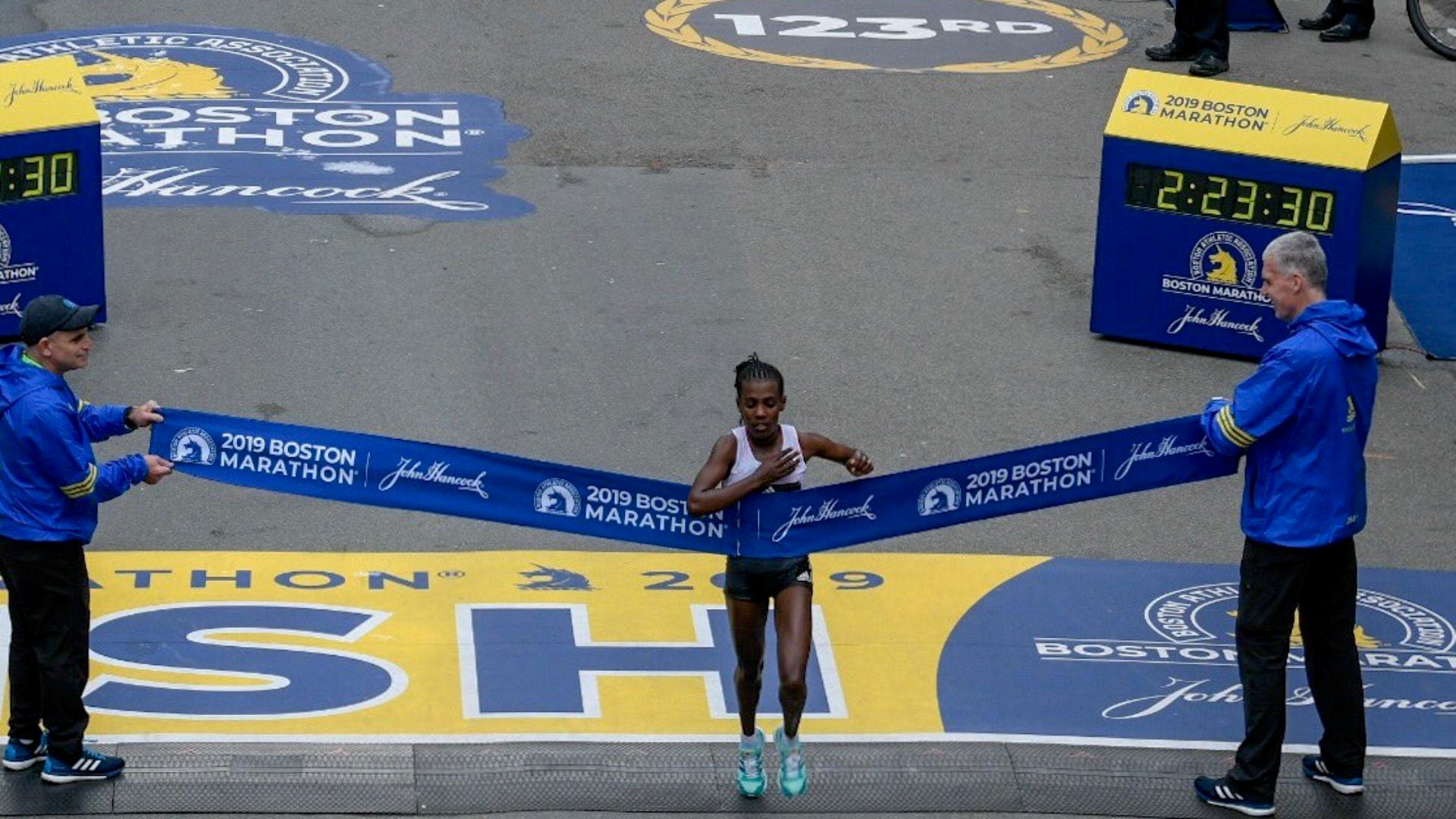 Ethiopia's Worknesh Degefa Wins The Boston Marathon Women’s Race