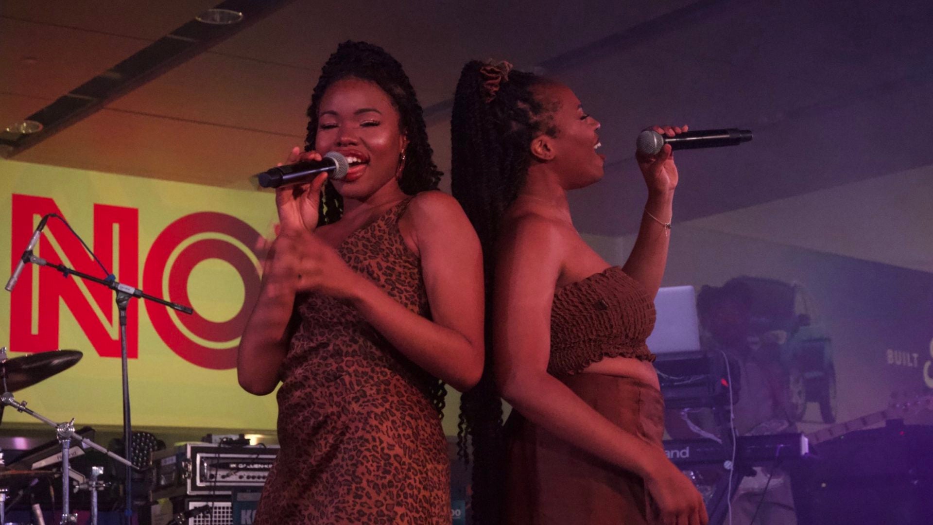 The Soulful Sounds Of R&B's Sultry Duo Van Jess Heat Up The Stage At The 2019 Essence Festival