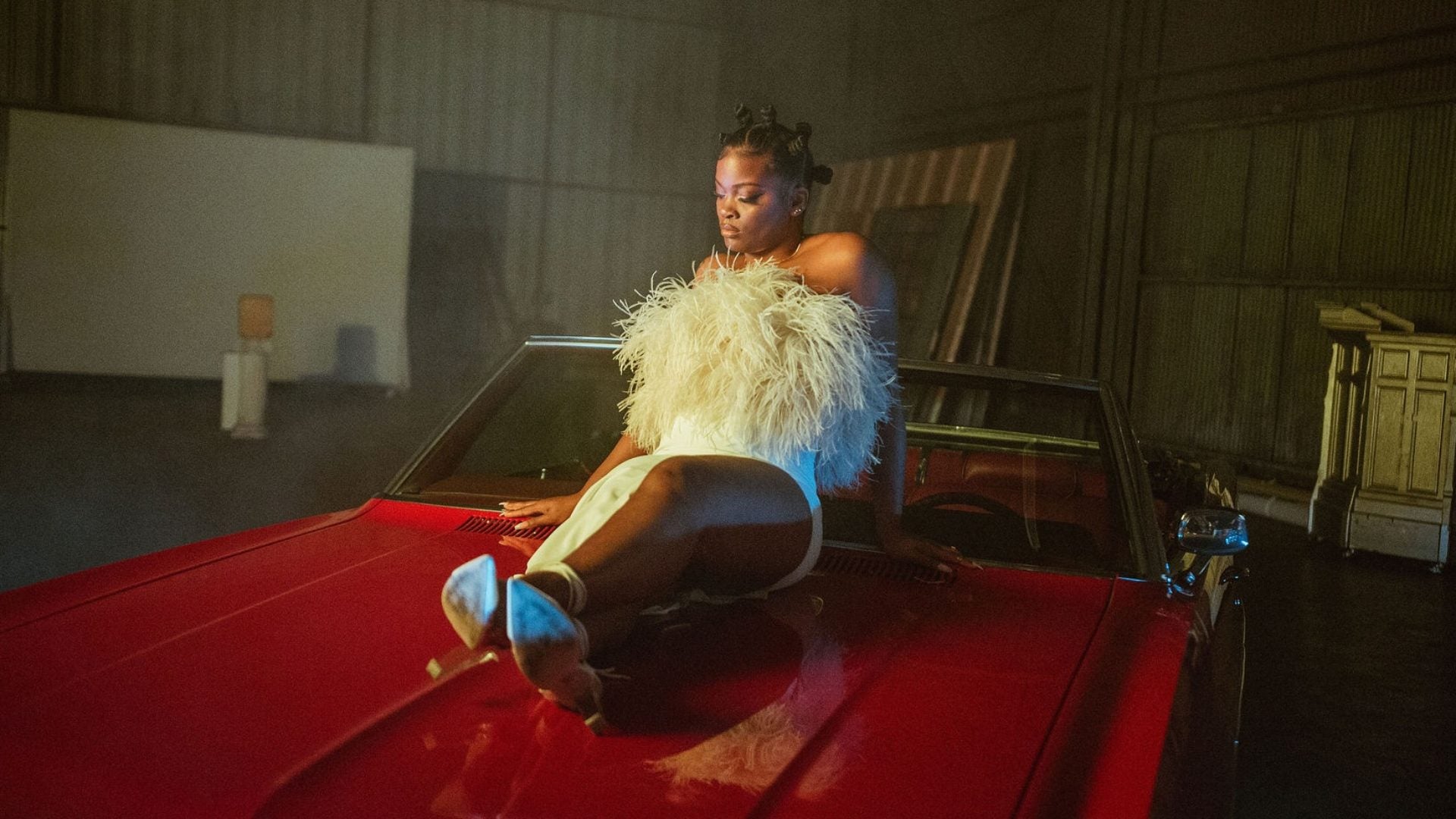 Ari Lennox's Stylist Spills The Outfit Details For "BMO"