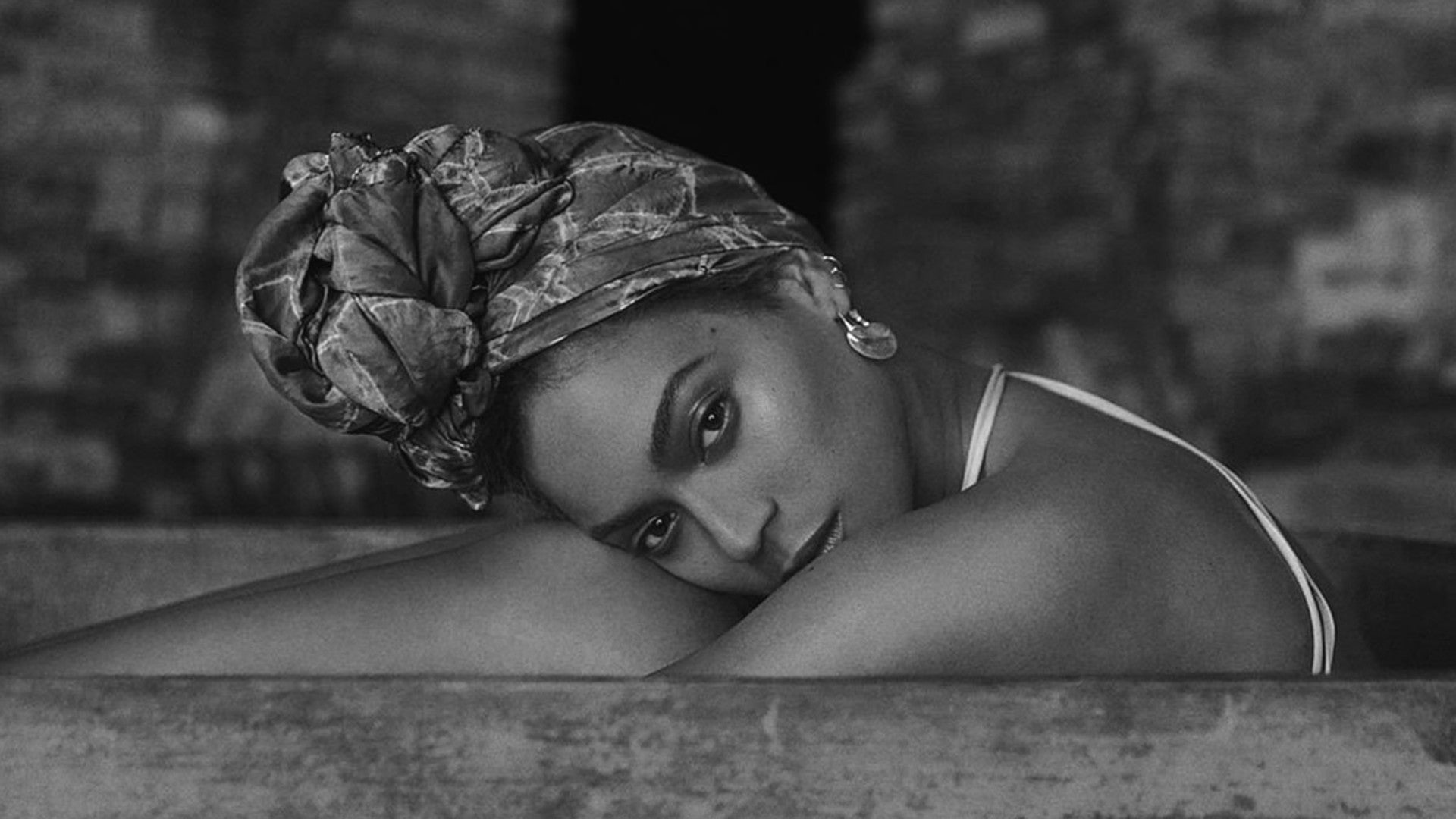 12 Visually Stunning Black And White Photos To Remember From Beyoncé S Lemonade Essence