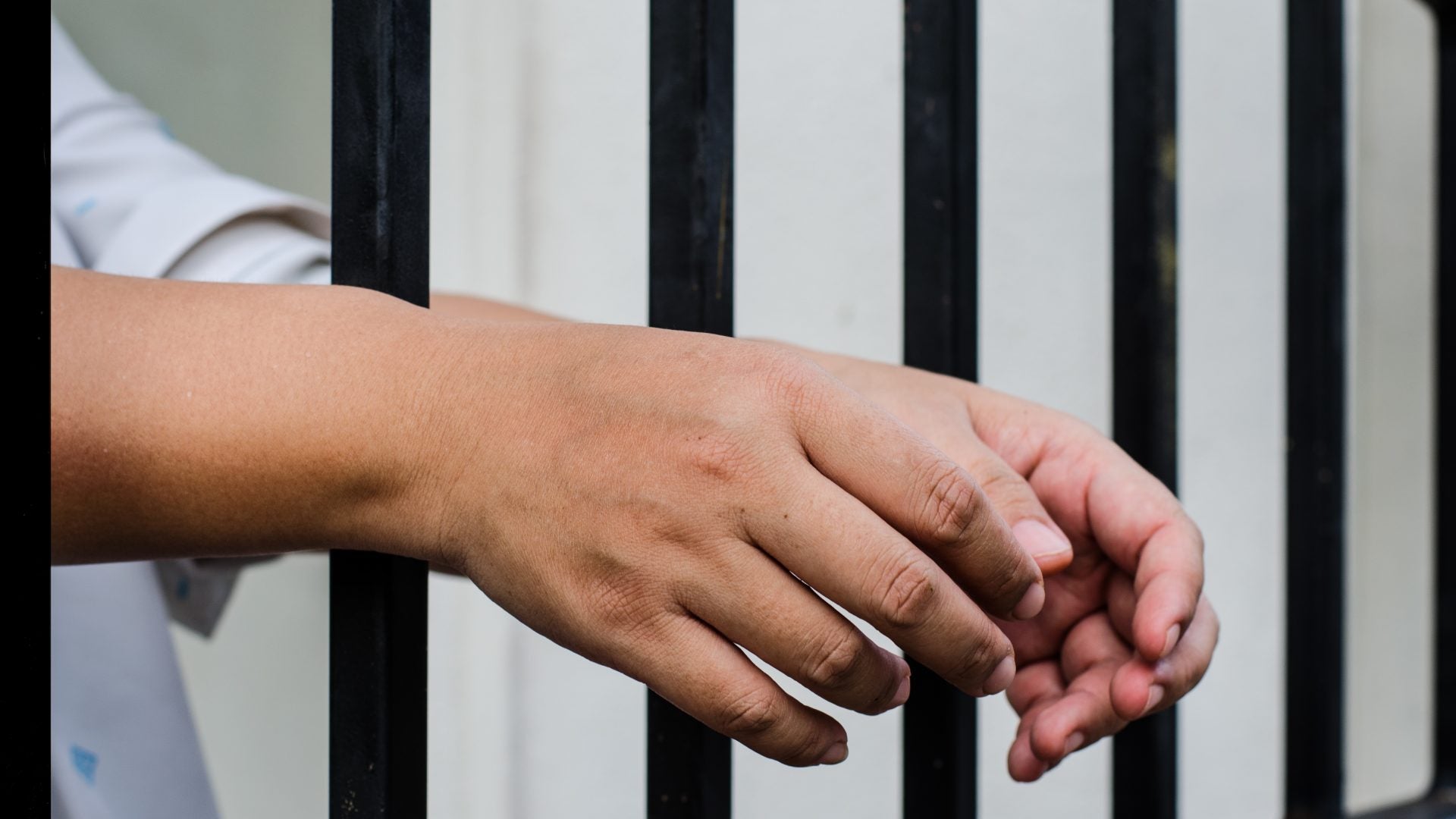 Colorado Woman Files Lawsuit After Being Left Alone To Give Birth In Jail Cell