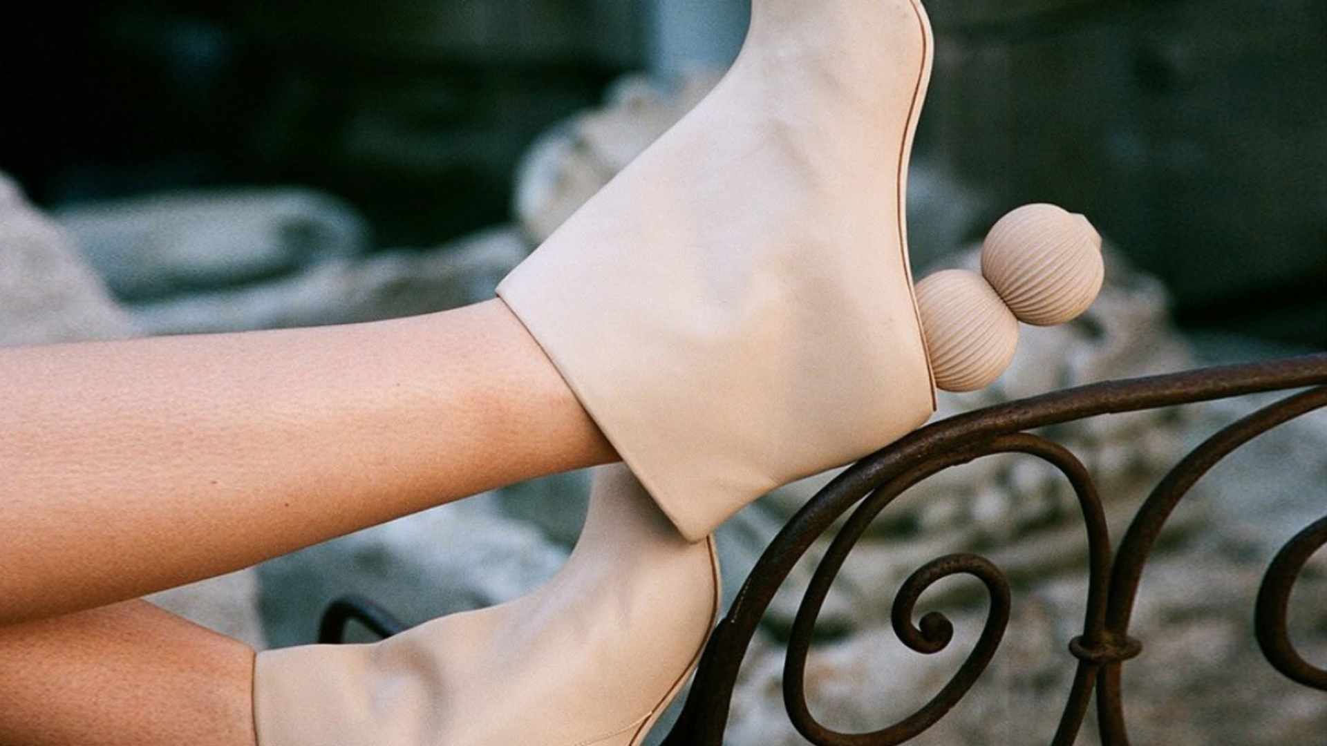 What I Screenshot This Week: The Sculptural Heels That I'm Willing to Step Into Fall For