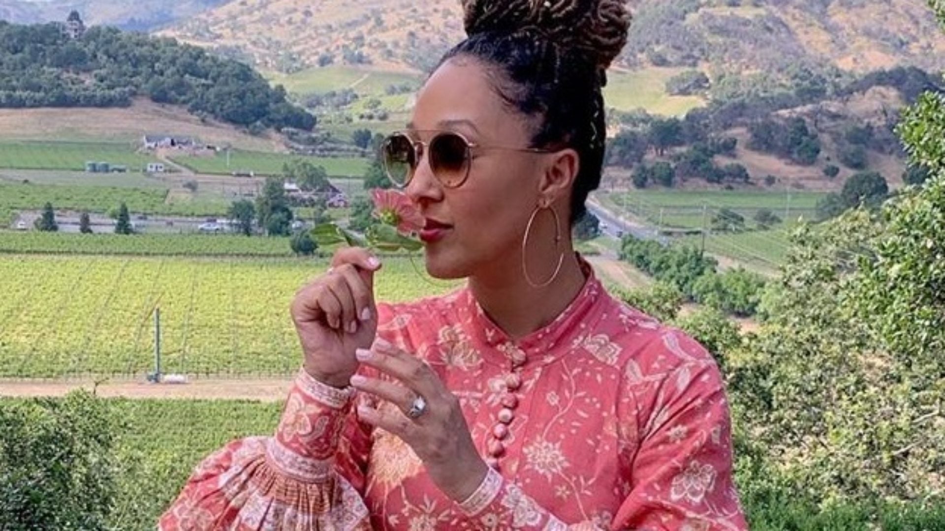 We Can't Get Enough Of Tamera Mowry's Chic Summer Style