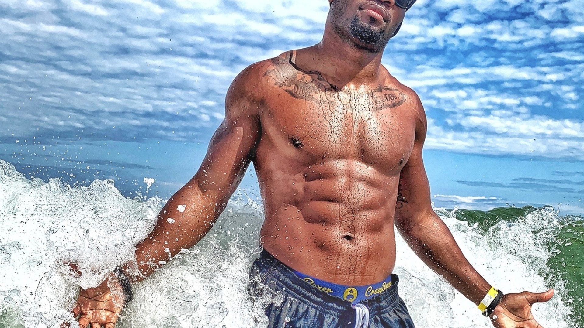 27 Photos of Traveling Black Men That Will Inspire You to Keep Globetrotting