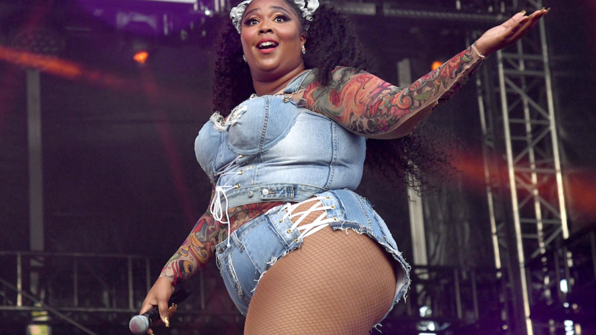 Cardi B Praises Lizzo After "Truth Hurts" Tops Hot 100