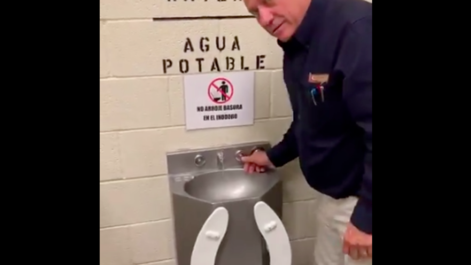 Rep. Steve King Claims Water From Toilet Fountain At Border Facility Was 'Actually Pretty Good'