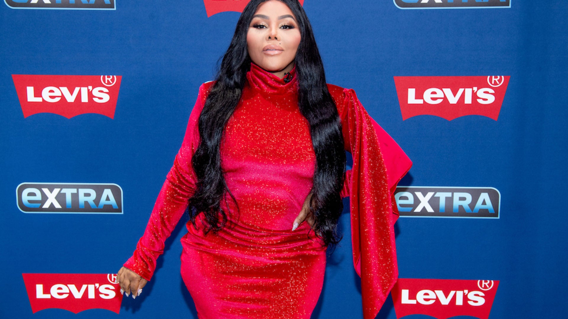 Lil Kim Speaks Out About Confronting Fur Protestors During New York City Visit