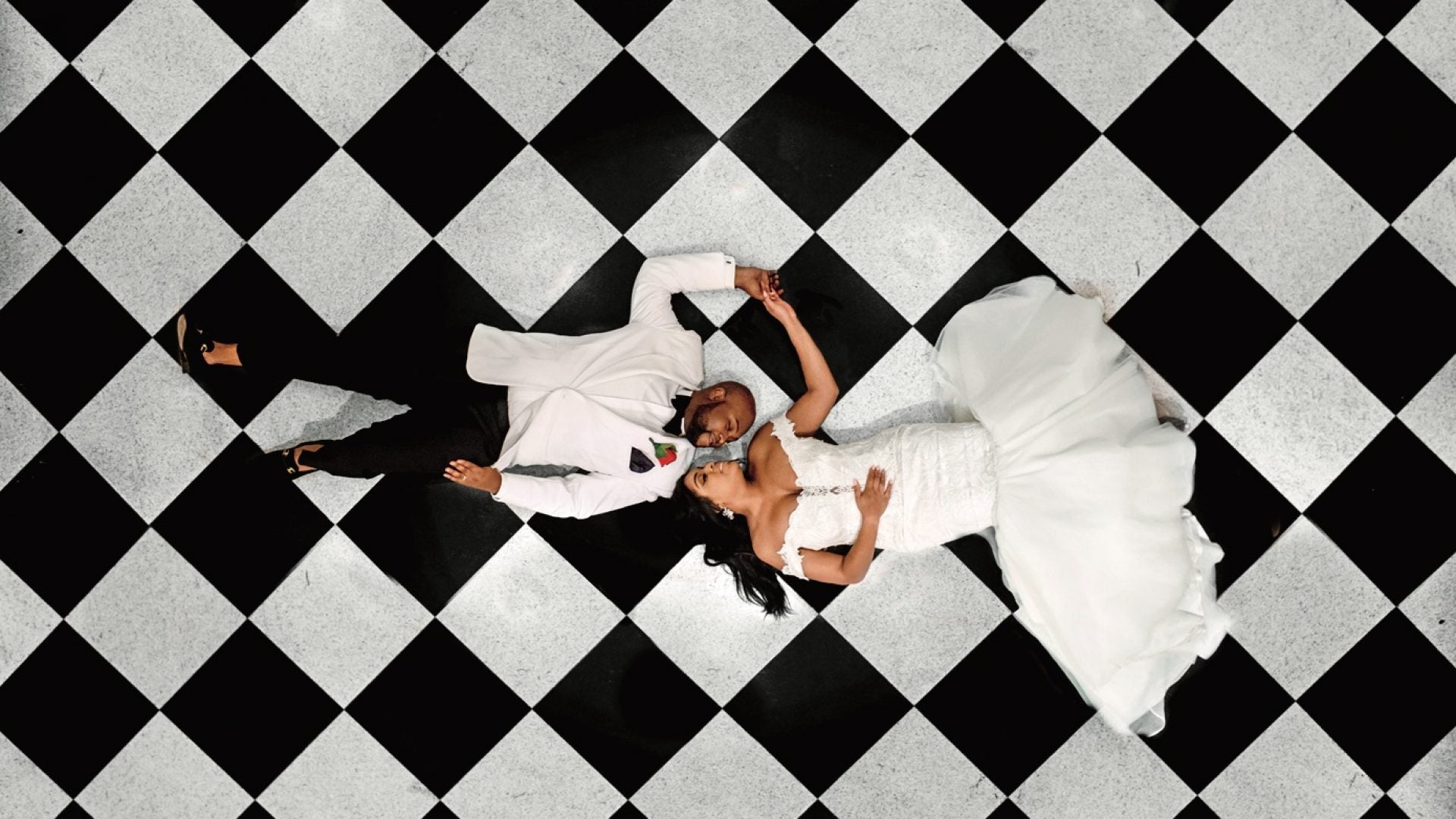 Meet The Married Couple Behind Those Epic Wedding Photos You've Seen On Instagram