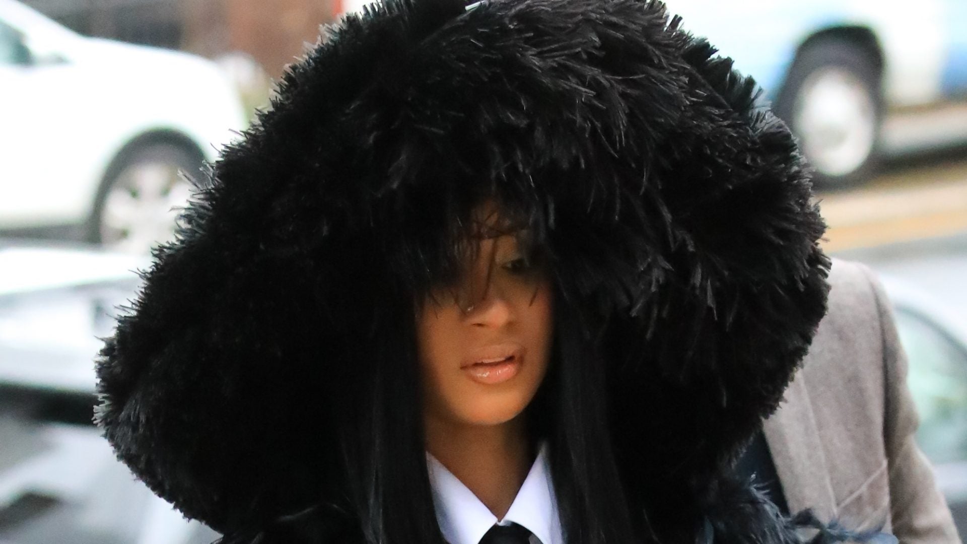 Cardi B Shows Up To Court In A Feathered Train