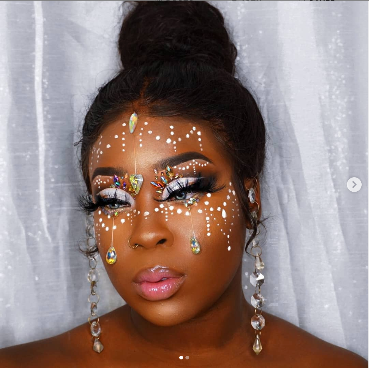 15 Makeup Looks That Will Get You In The Holiday Spirit | Essence