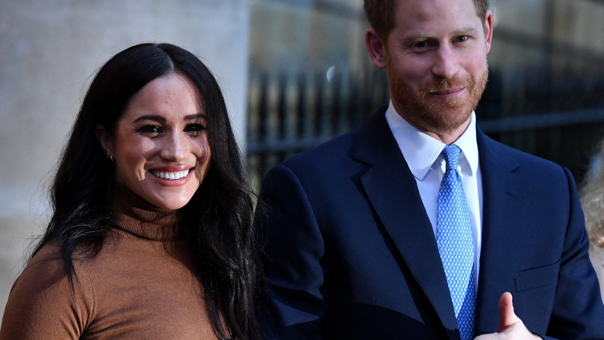 Meghan Markle And Prince Harry Deliver Food With Project Angel Food