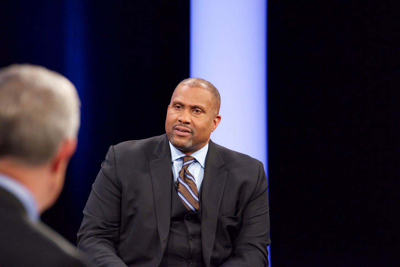 Unsealed Documents Reveal More Details In Tavis Smiley Sexual ...