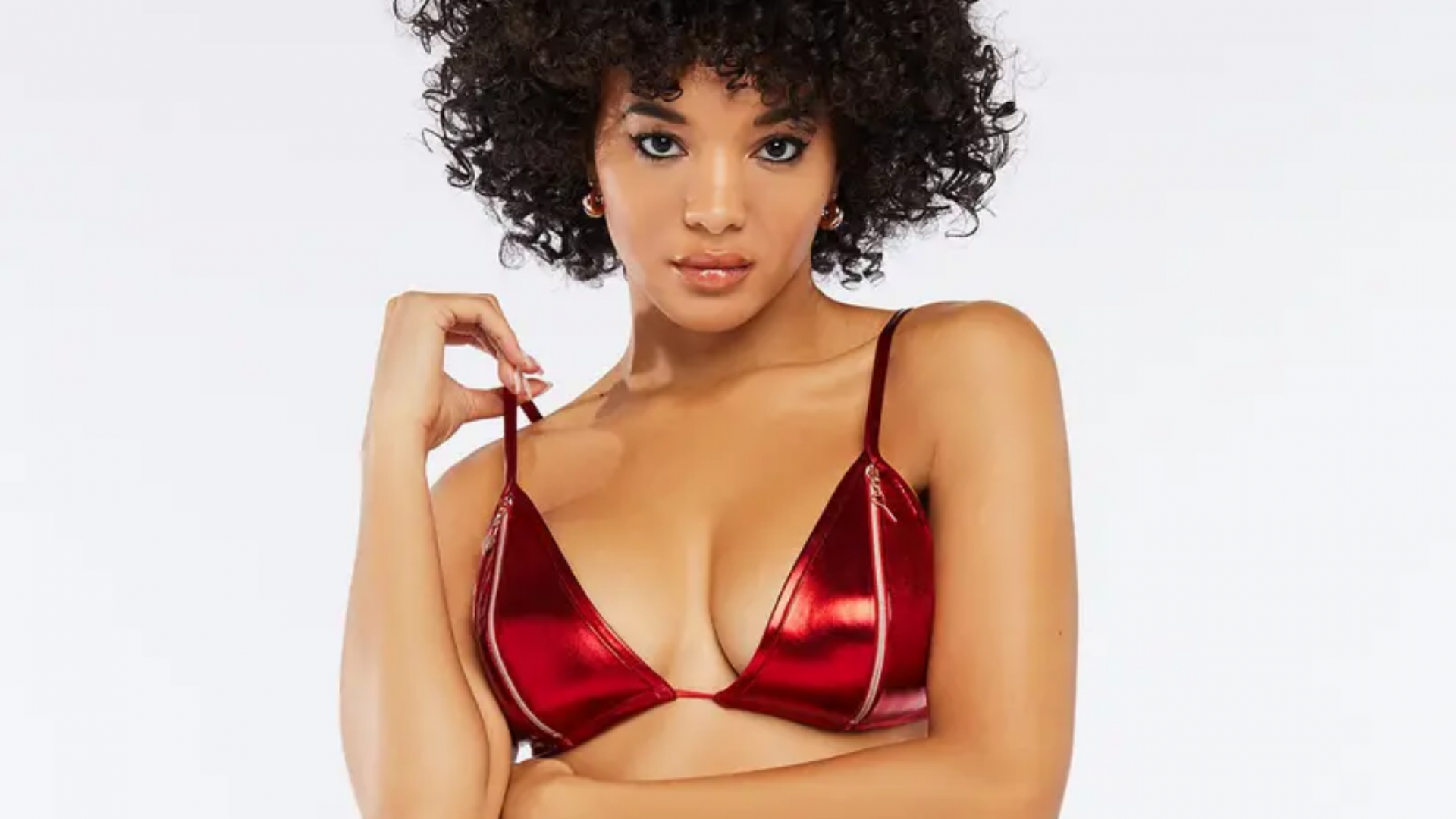 8 Red Lingerie Sets To Look Your Sexiest On Valentine's Day