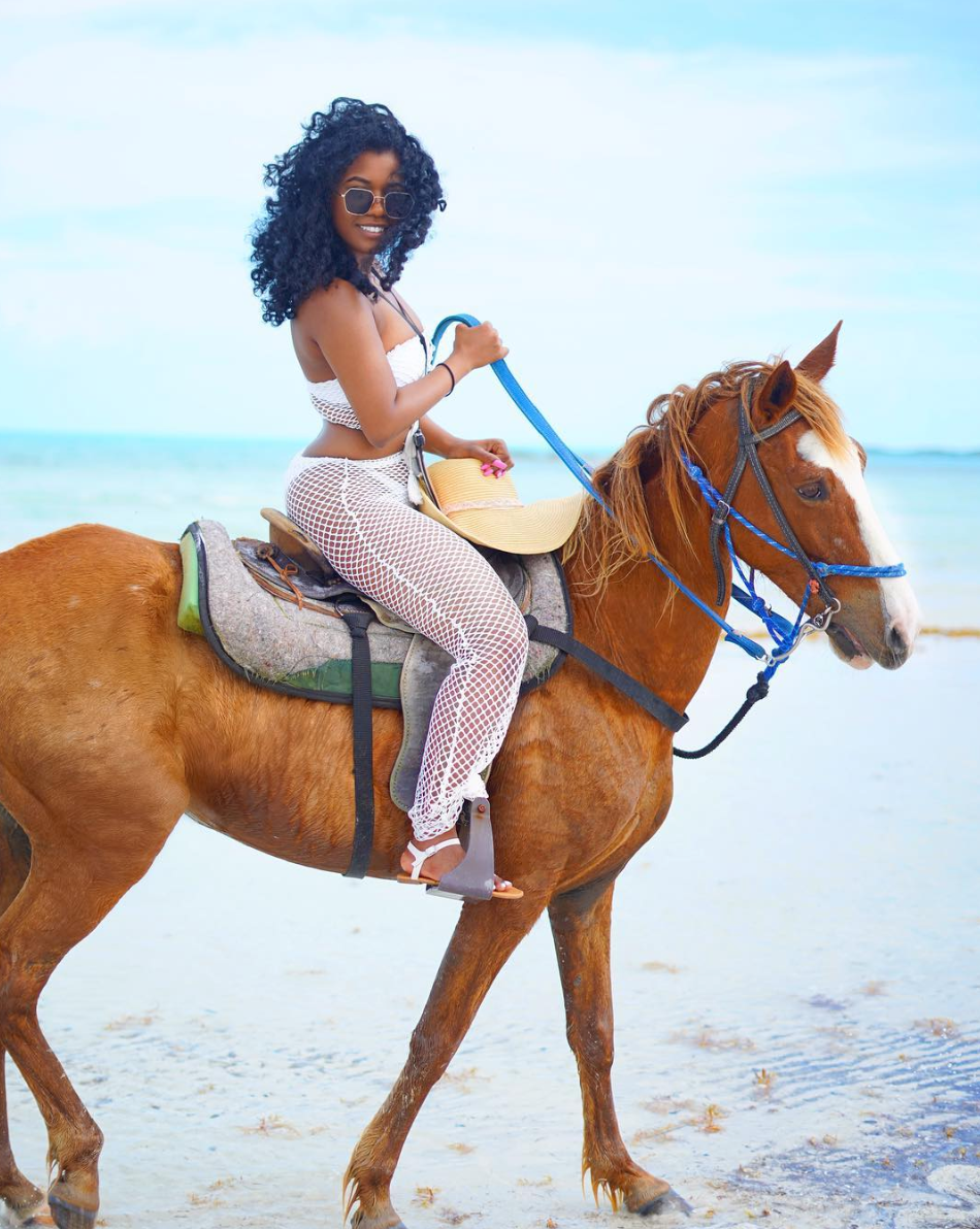 24 Times Black Women Were Happy and Sun-Kissed In The Caribbean