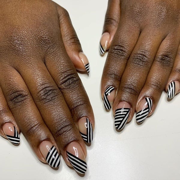 Get Into These Hot Black-And-White Nail Designs For Spring - Essence