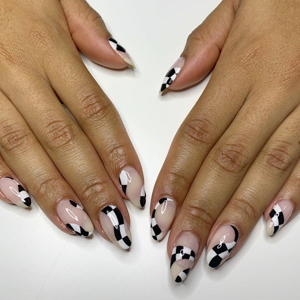 Get Into These Hot Black-And-White Nail Designs For Spring - Essence