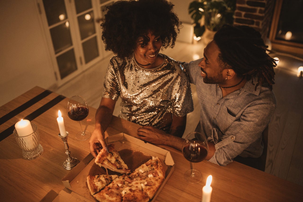 Attract couples to your restaurant with date nights - Restobiz
