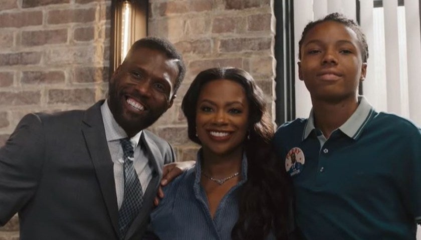 Here's Your First Look At Kandi Burruss In 'The Chi' - Essence ...