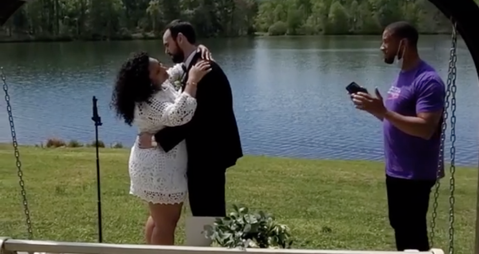 Watch Singer Tony Terry Surprises Newlyweds Having A Quarantine Wedding In The Park Essence