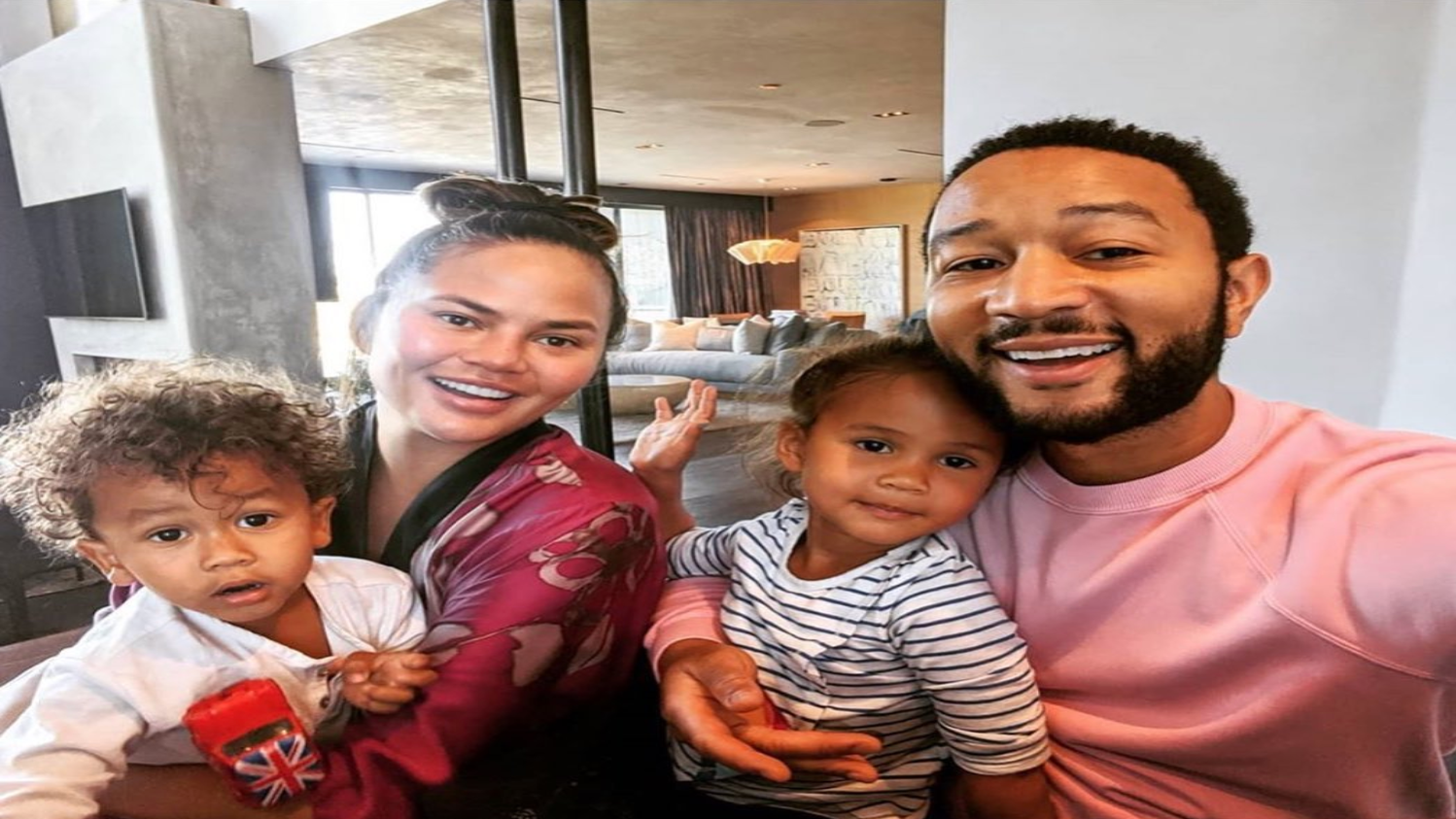 John Legend and Chrissy Teigen Lose Baby After Pregnancy Complications ...