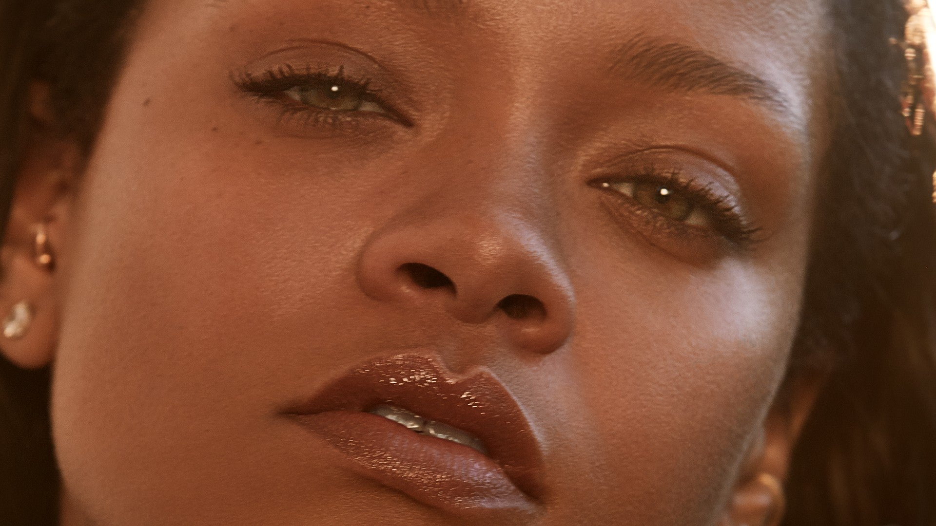 Rihanna Surprises Fans With Fenty Skin Reveal