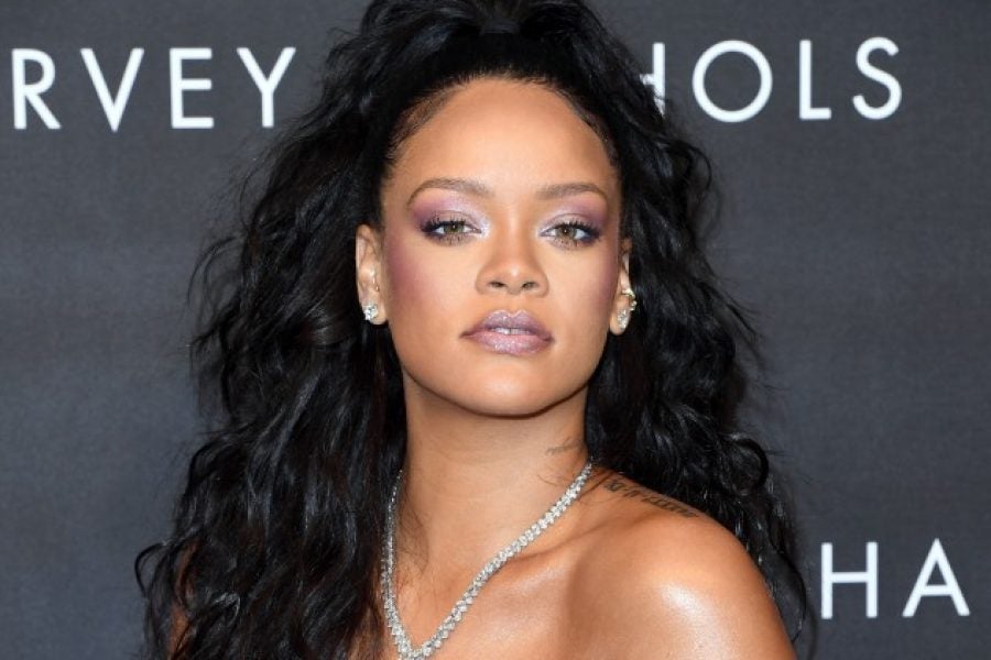 Rihanna Proves Blue Eyeliner Looks Good On Deep Skin Tones - Essence