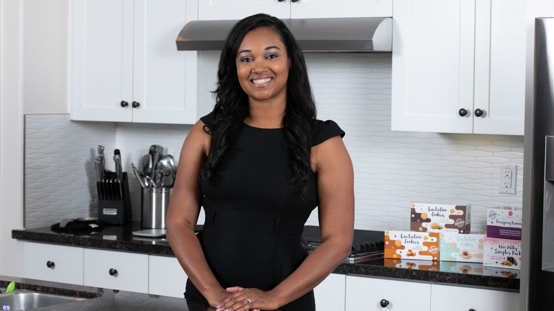 Meet The Black Woman Entrepreneur On A Mission To Build A Community Of 'Milky Mamas'