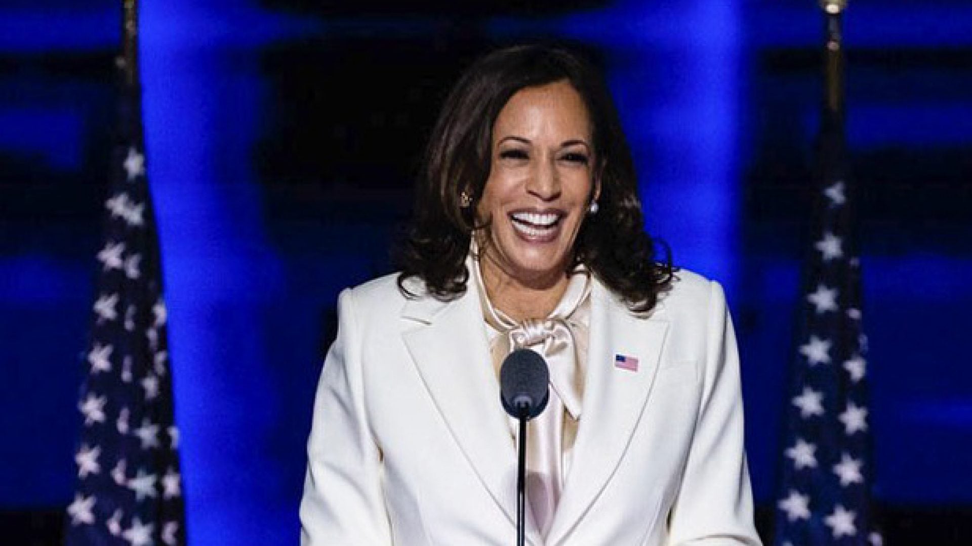 Kamala Harris Wears Carolina Herrera To Acceptance Speech - Essence ...